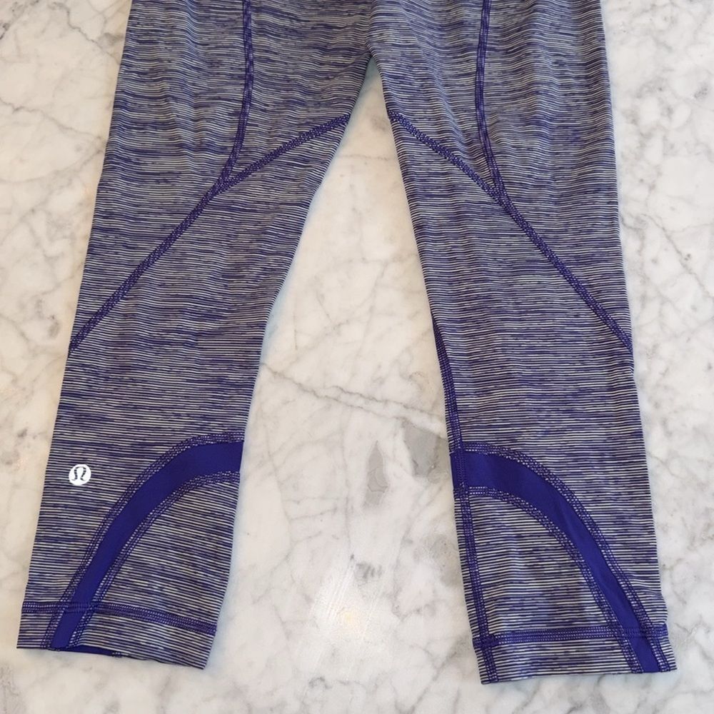 LULULEMON PURPLE STRIPE CROP 4 - Picture 7 of 8